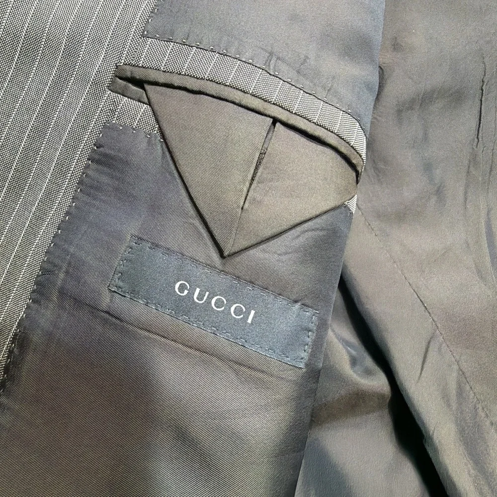 GUCCI Italy Men's Silk Sport Coat Blazer 44L Long Taupe Pinstripe Wedding Formal